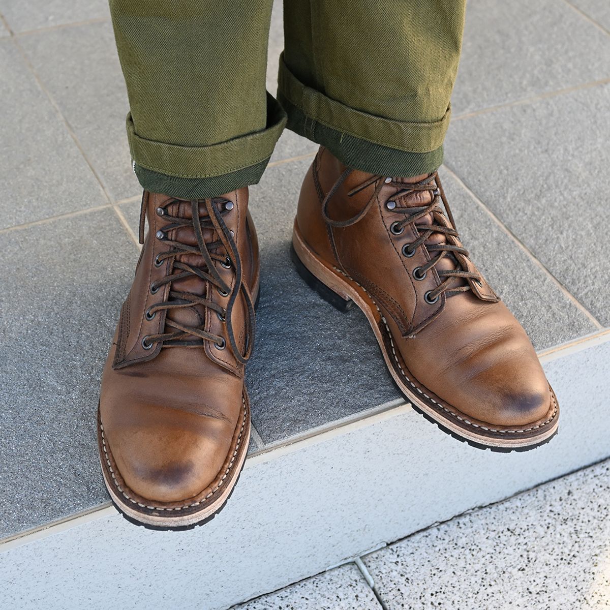 Photo by vasuki_design on February 1, 2024 of the White's MP-Sherman Plain Toe in Horween Natural Chromexcel.