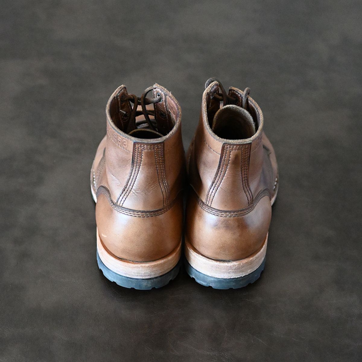 Photo by vasuki_design on February 1, 2024 of the White's MP-Sherman Plain Toe in Horween Natural Chromexcel.