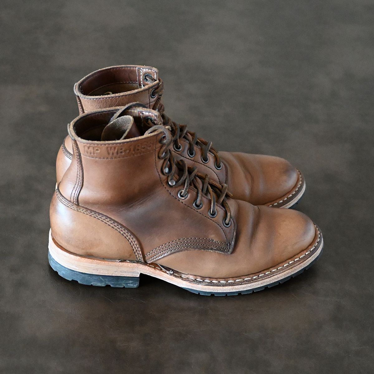 Photo by vasuki_design on February 1, 2024 of the White's MP-Sherman Plain Toe in Horween Natural Chromexcel.