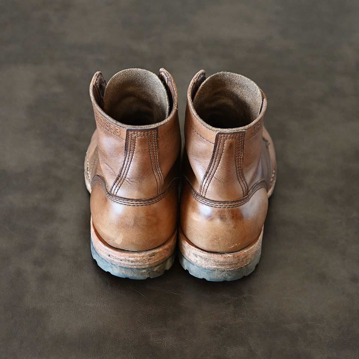 Photo by vasuki_design on April 1, 2024 of the White's MP-Sherman Plain Toe in Horween Natural Chromexcel.