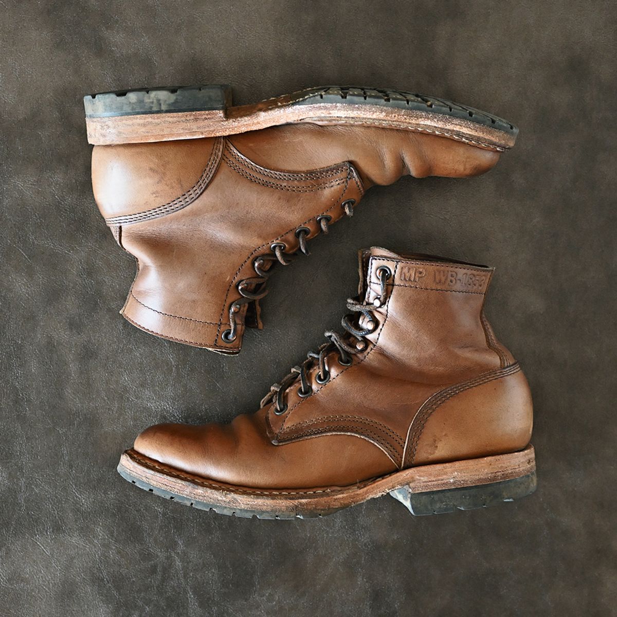 Photo by vasuki_design on April 1, 2024 of the White's MP-Sherman Plain Toe in Horween Natural Chromexcel.