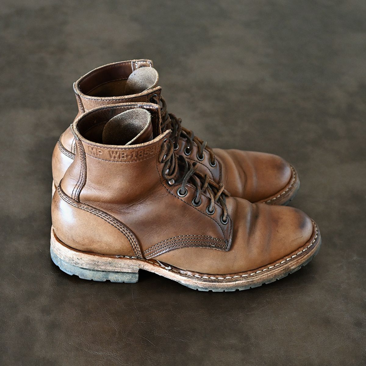 Photo by vasuki_design on April 1, 2024 of the White's MP-Sherman Plain Toe in Horween Natural Chromexcel.