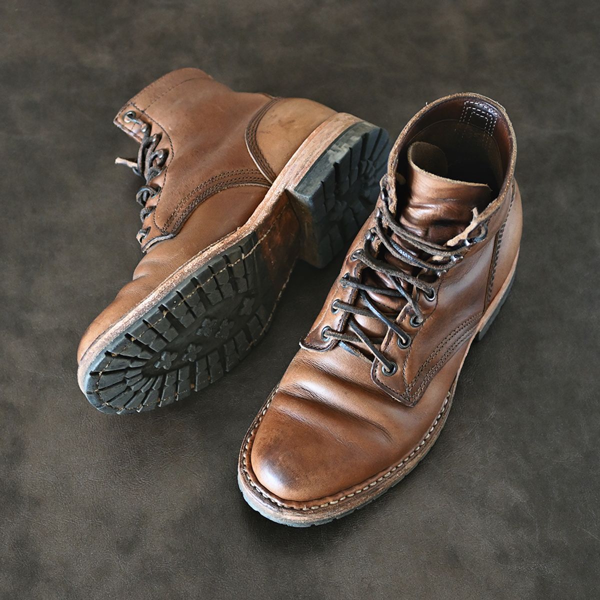 Photo by vasuki_design on March 31, 2024 of the White's MP-Sherman Plain Toe in Horween Natural Chromexcel.