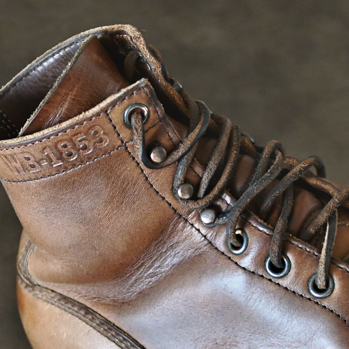 Photo by vasuki_design on April 1, 2024 of the White's MP-Sherman Plain Toe in Horween Natural Chromexcel.