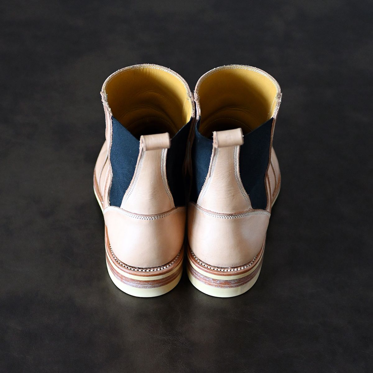 Photo by vasuki_design on November 3, 2023 of the Fortis Boots La Royale in Cisarua Indonesian Natural Vegtan.