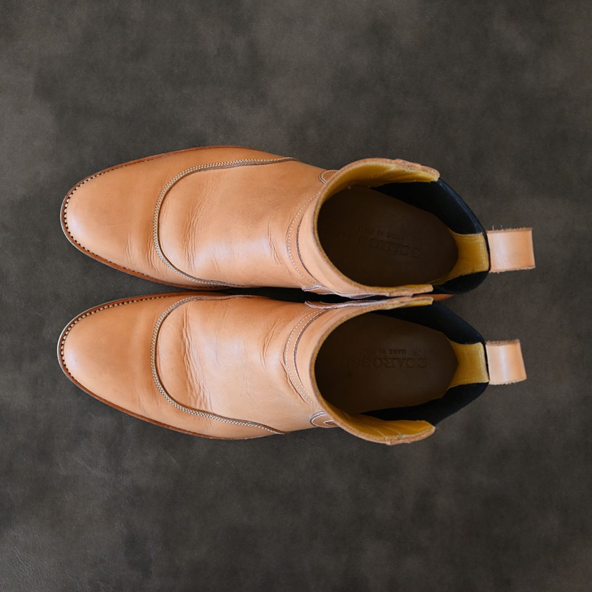 Photo by vasuki_design on January 4, 2024 of the Fortis Boots La Royale in Cisarua Indonesian Natural Vegtan.