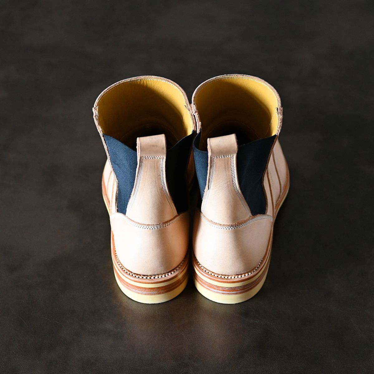 Photo by vasuki_design on October 9, 2023 of the Fortis Boots La Royale in Cisarua Indonesian Natural Vegtan.