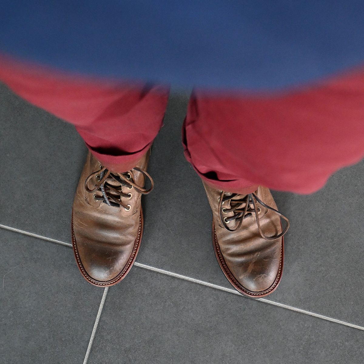 Photo by vasuki_design on April 1, 2023 of the Grant Stone Diesel Boot in C.F. Stead Natural Waxy Commander Suede.