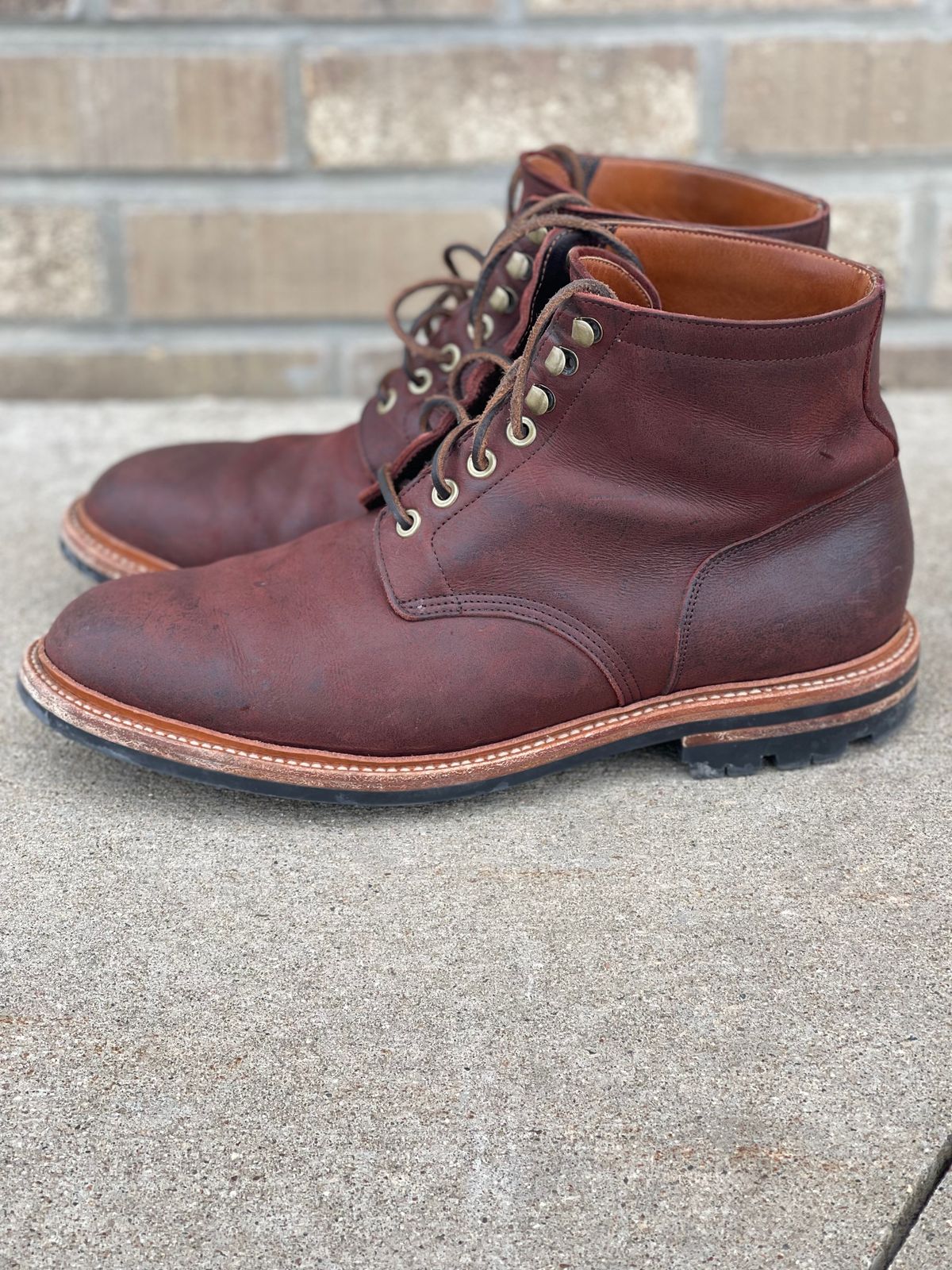 Photo by nasnurse on March 1, 2023 of the Grant Stone Diesel Boot in C.F. Stead Dark Burgundy Classic Kudu.