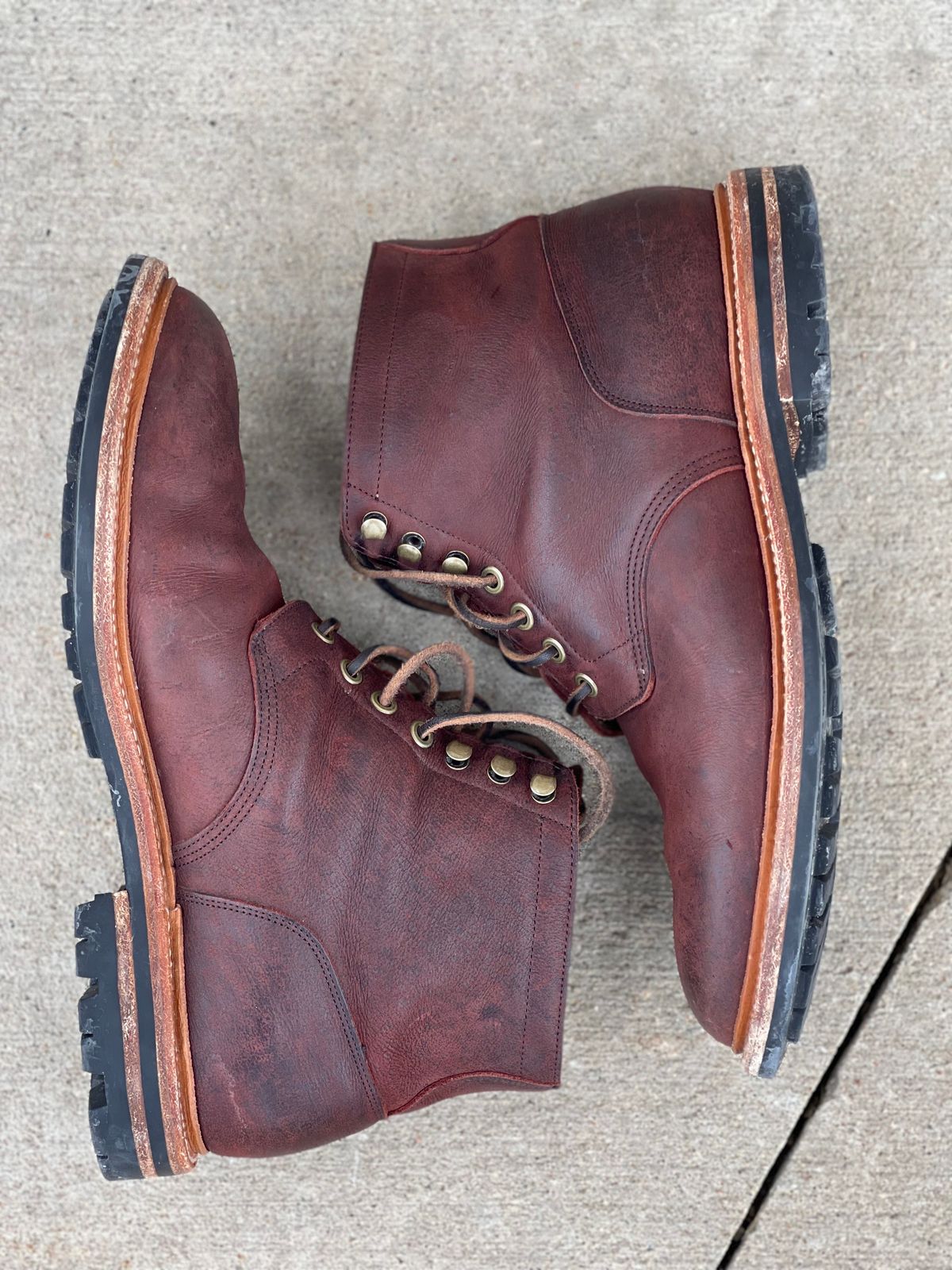 Photo by nasnurse on March 1, 2023 of the Grant Stone Diesel Boot in C.F. Stead Dark Burgundy Classic Kudu.