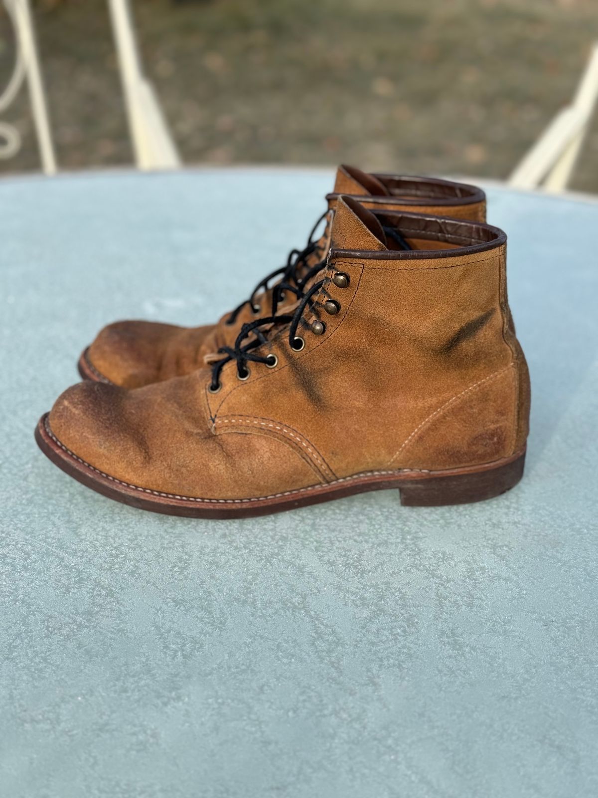 Photo by nasnurse on December 1, 2023 of the Red Wing Blacksmith in S.B. Foot Hawthorne Muleskinner.