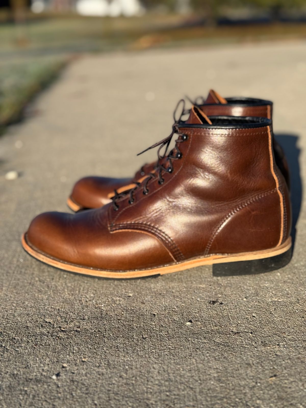 Photo by nasnurse on November 1, 2024 of the Red Wing Beckman in S.B. Foot Cigar Excalibur.
