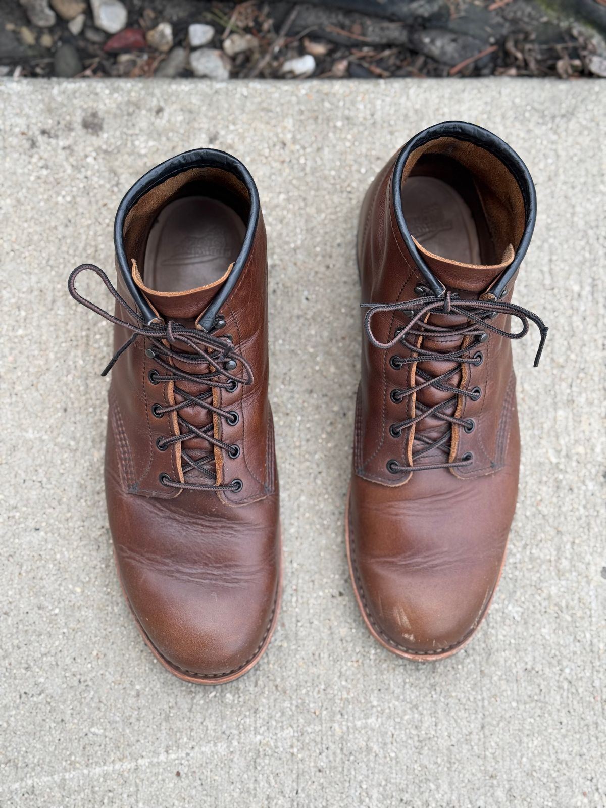 Photo by nasnurse on March 3, 2025 of the Red Wing Beckman in S.B. Foot Cigar Excalibur.