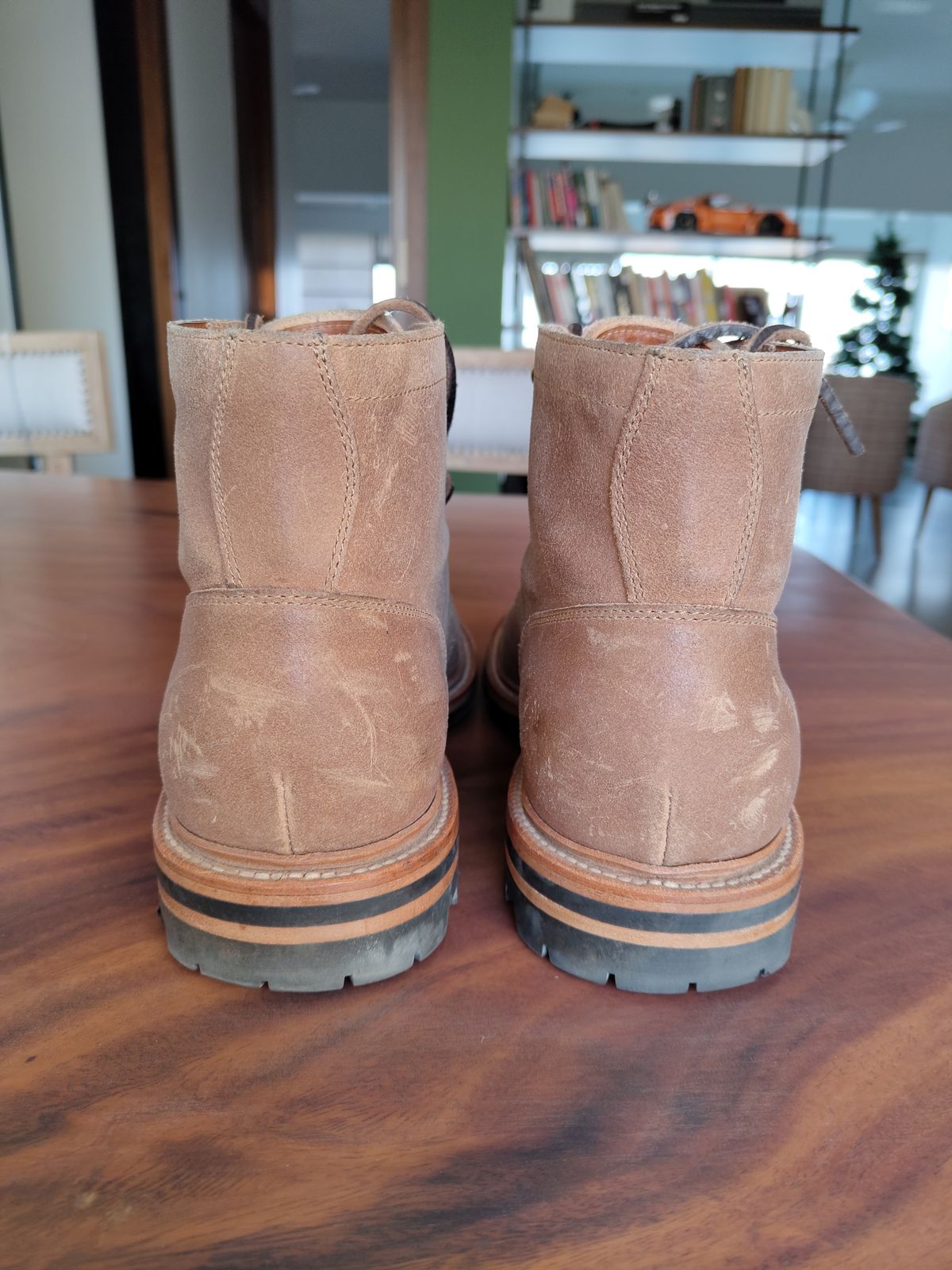 Photo by agogo on January 1, 2023 of the Grant Stone Diesel Boot in C.F. Stead Natural Waxy Commander Suede.