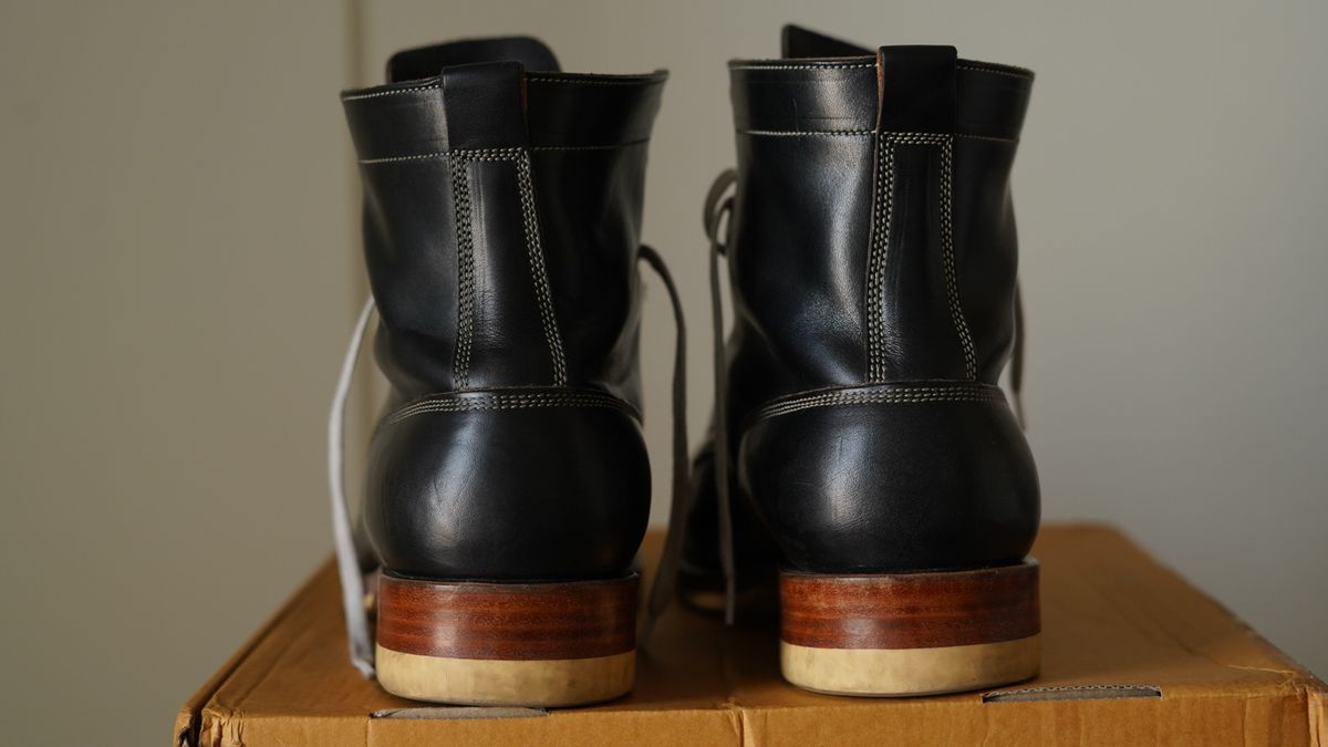 Photo by agogo on February 5, 2024 of the Onderhoud MC01 Moc Toe Boot in Wickett & Craig Black Traditional Harness.