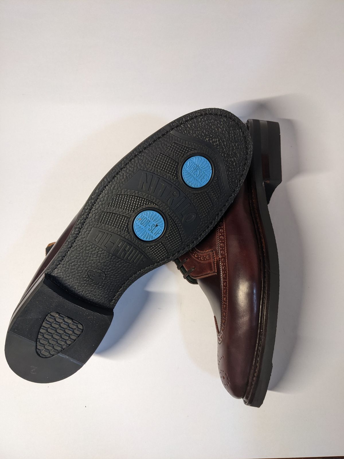 Photo by thereluctantshoemaker on November 2, 2022 of the Bridlen Unlisted Model in Unlisted Leather.