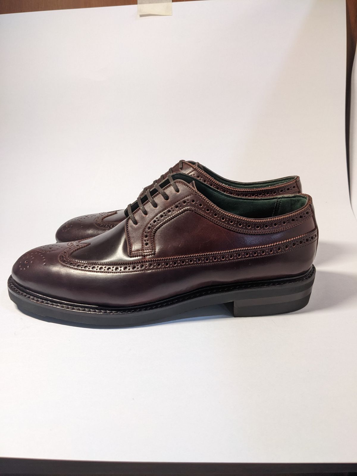 Photo by thereluctantshoemaker on November 2, 2022 of the Bridlen Unlisted Model in Unlisted Leather.
