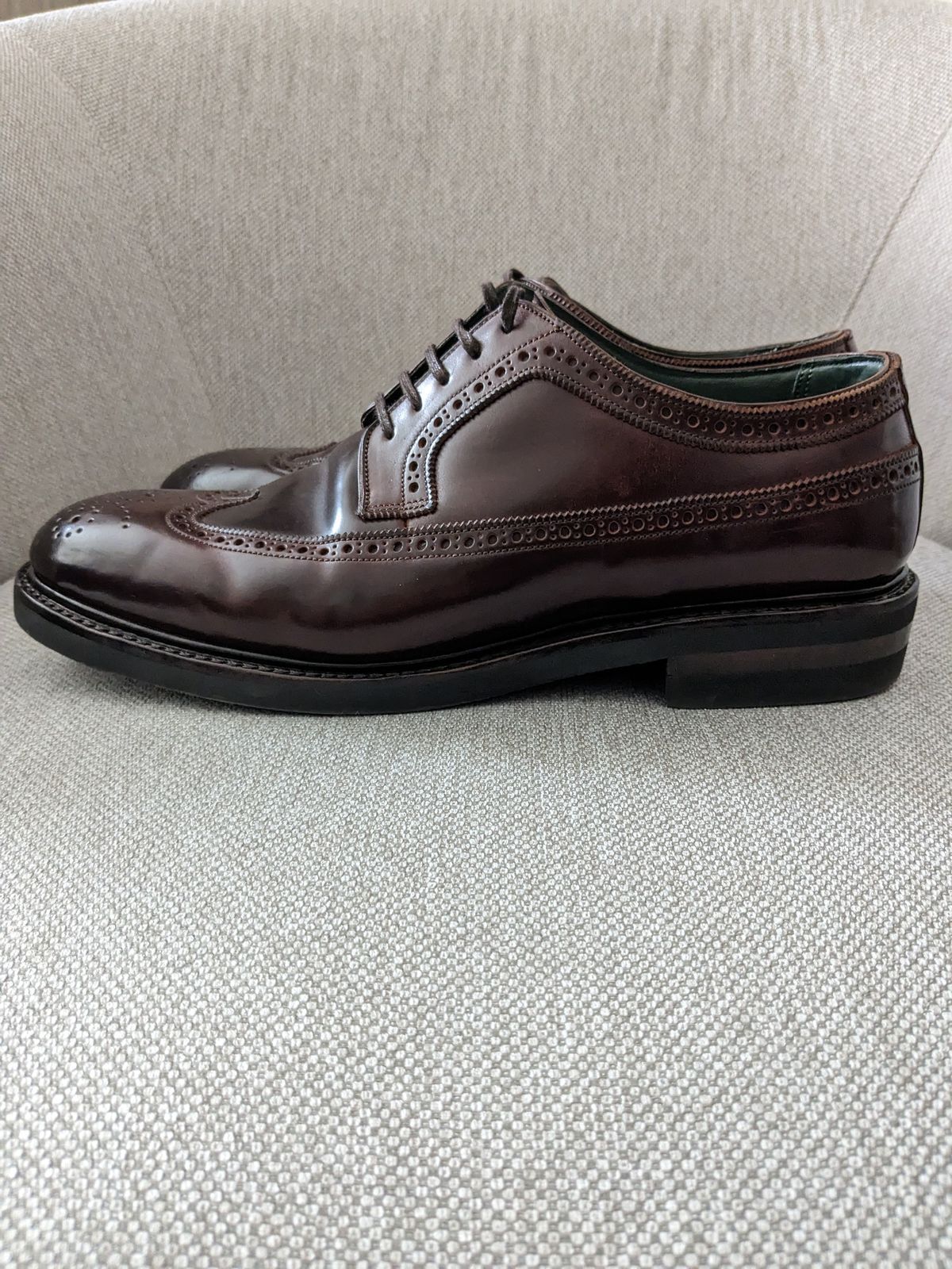 Photo by thereluctantshoemaker on February 2, 2023 of the Bridlen Unlisted Model in Unlisted Leather.