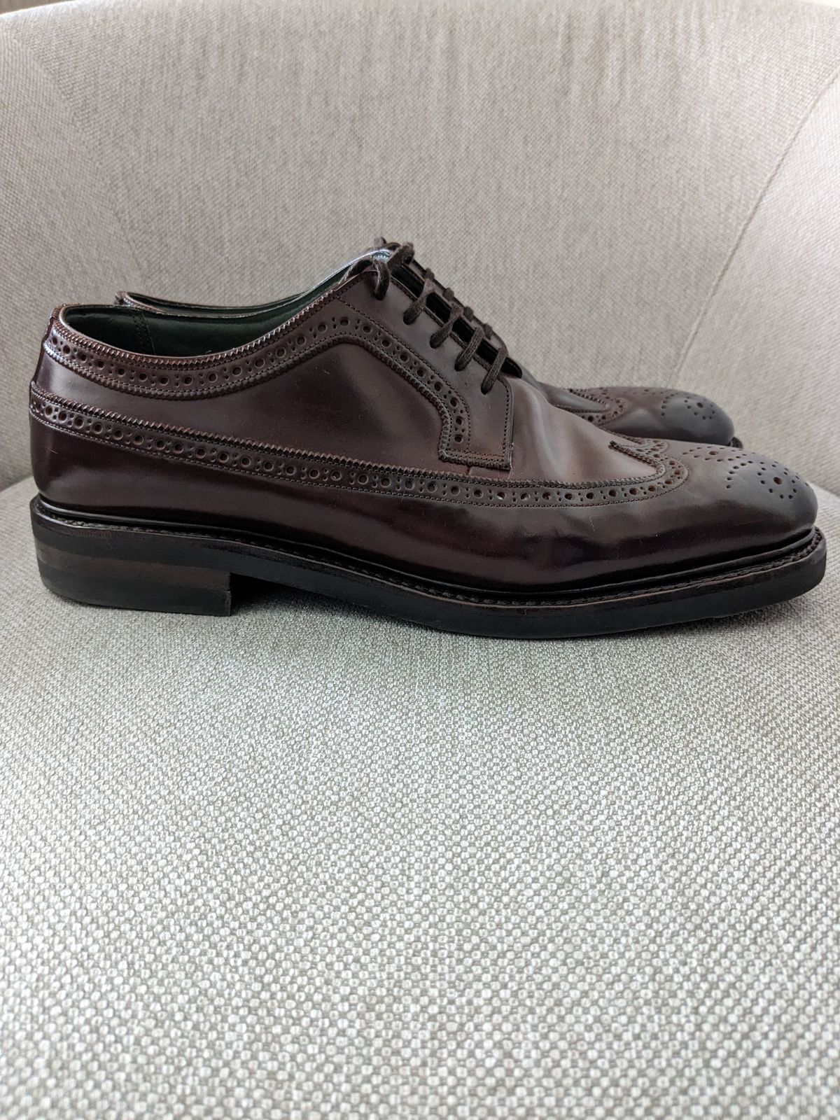 Photo by thereluctantshoemaker on February 2, 2023 of the Bridlen Unlisted Model in Unlisted Leather.