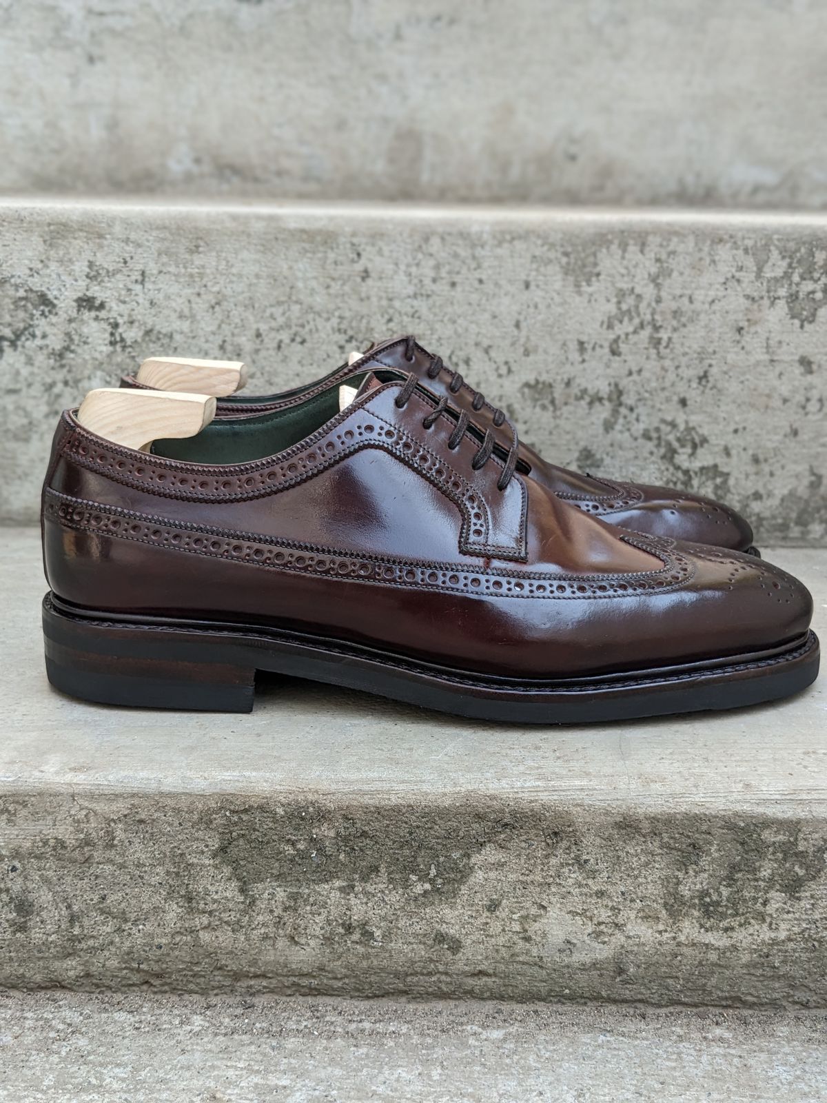 Photo by thereluctantshoemaker on April 3, 2023 of the Bridlen Unlisted Model in Unlisted Leather.
