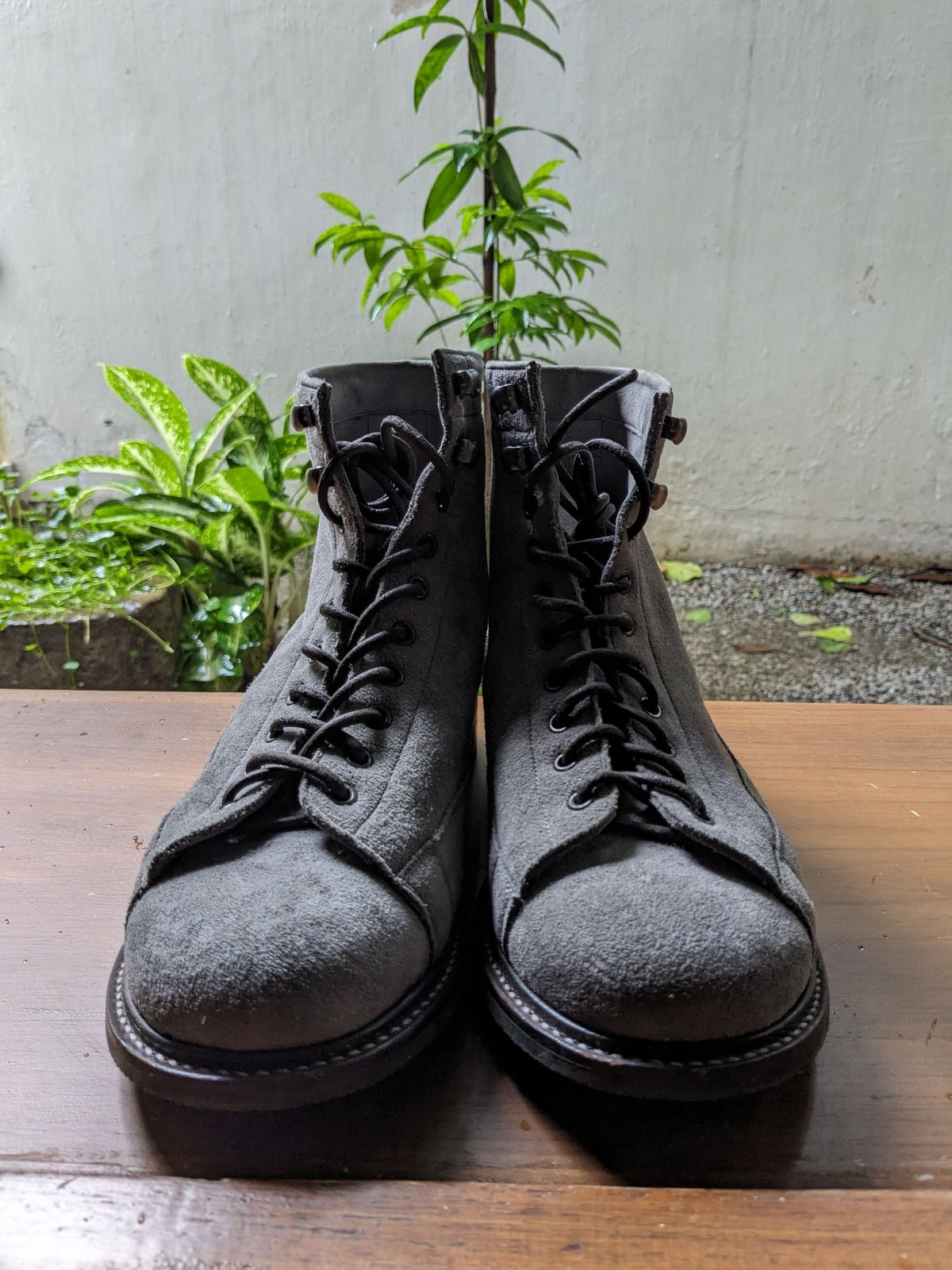 Photo by thereluctantshoemaker on December 4, 2023 of the Bridlen Monkey Boot in C.F. Stead Baltic Kudu Reverse.