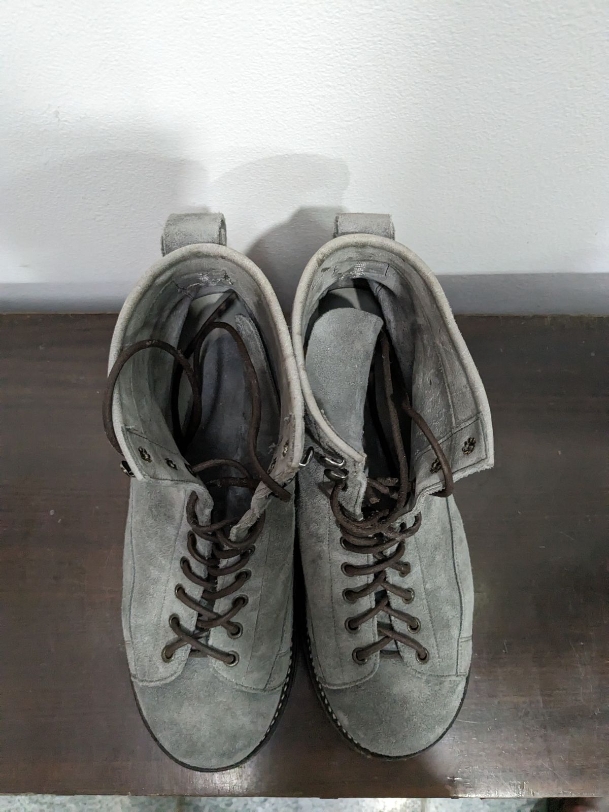 Photo by thereluctantshoemaker on January 1, 2024 of the Bridlen Monkey Boot in C.F. Stead Baltic Kudu Reverse.