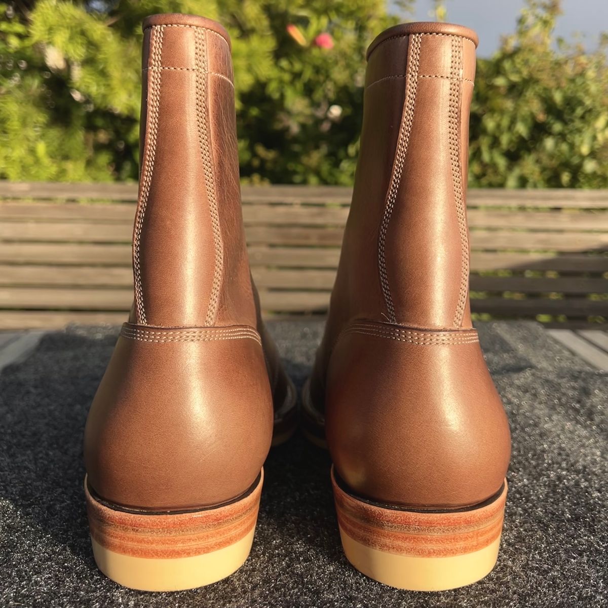Photo by motrix on November 8, 2022 of the Onderhoud SVC02 Packer Boot in Horween Natural Chromexcel.