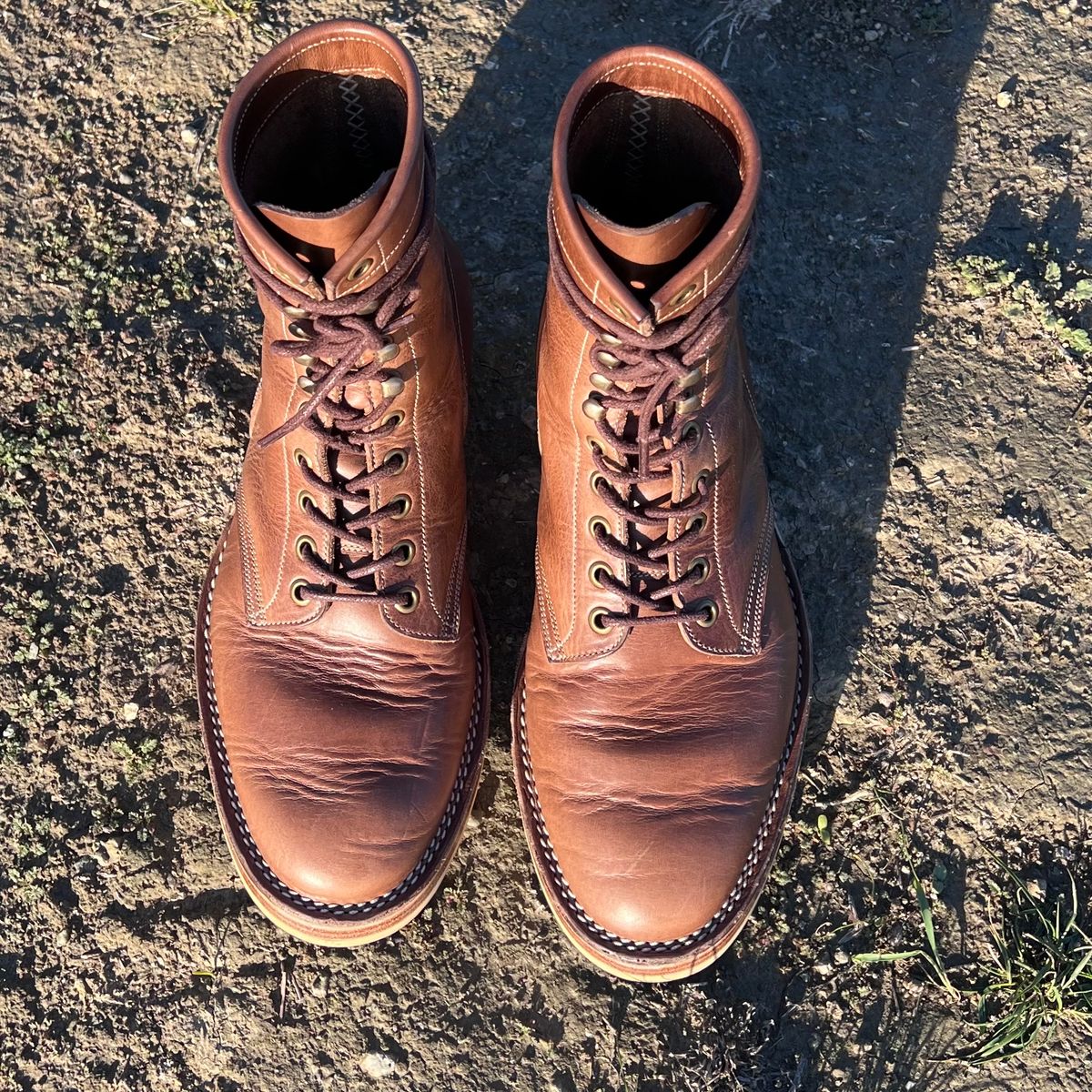 Photo by motrix on December 5, 2022 of the Onderhoud SVC02 Packer Boot in Horween Natural Chromexcel.