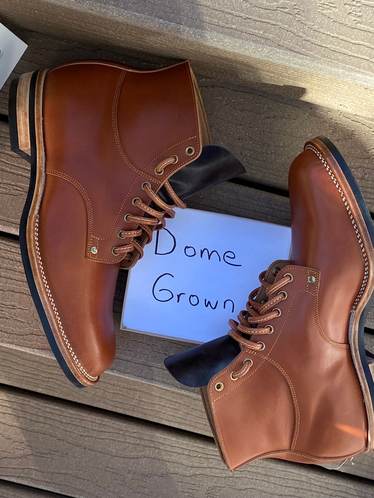 Photo by Behethan on November 1, 2023 of the Østmo Type I in Spanish Veg Tan.