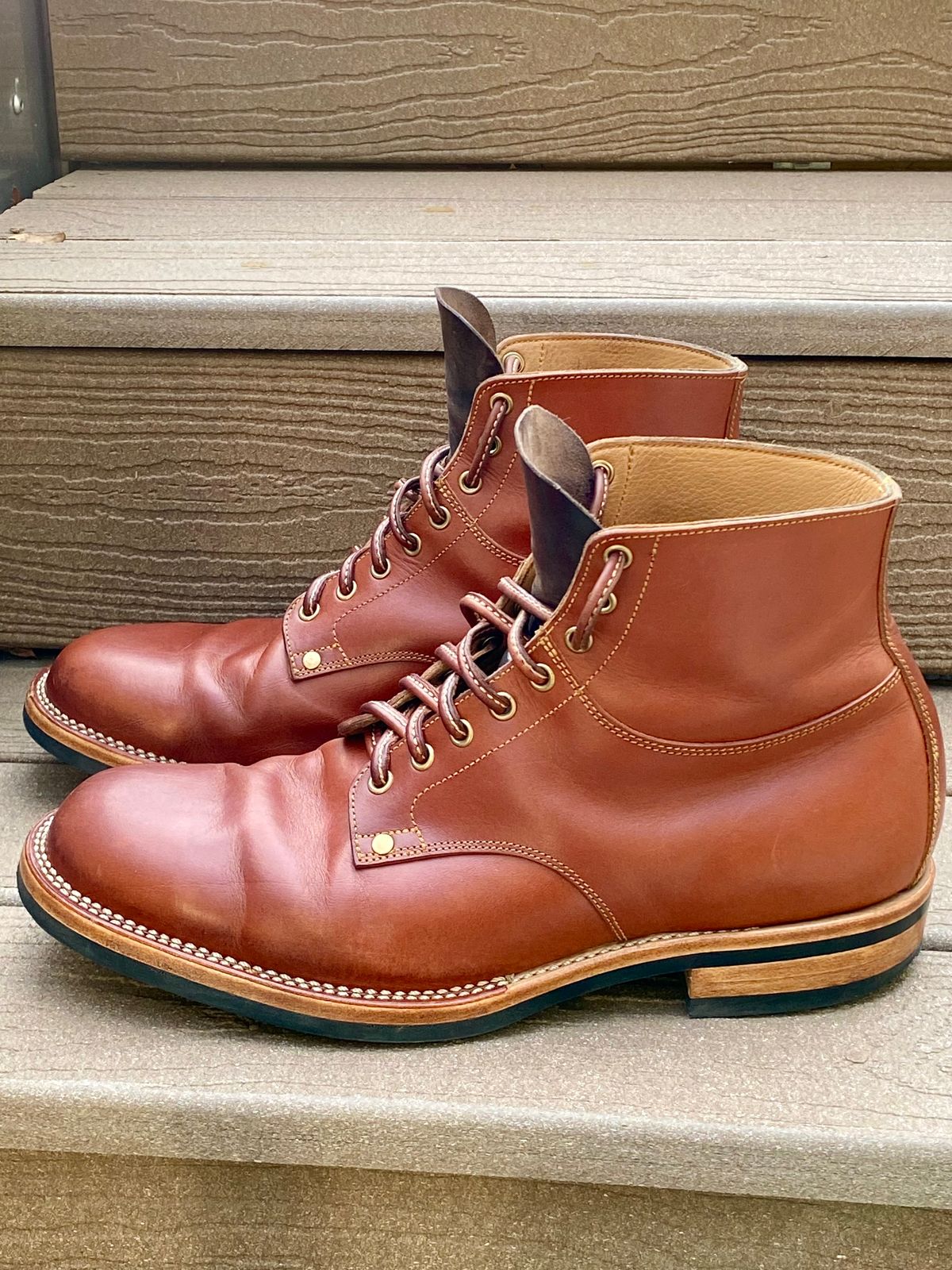Photo by Behethan on February 4, 2024 of the Østmo Type I in Spanish Veg Tan.