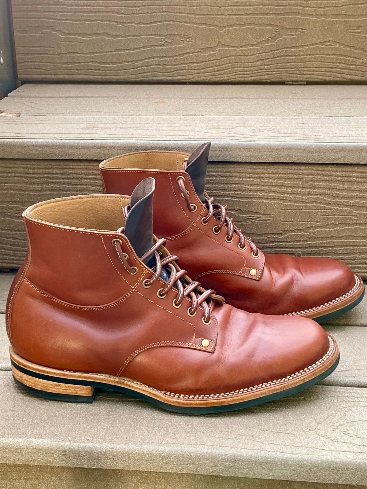 Photo by Behethan on February 4, 2024 of the Østmo Type I in Spanish Veg Tan.