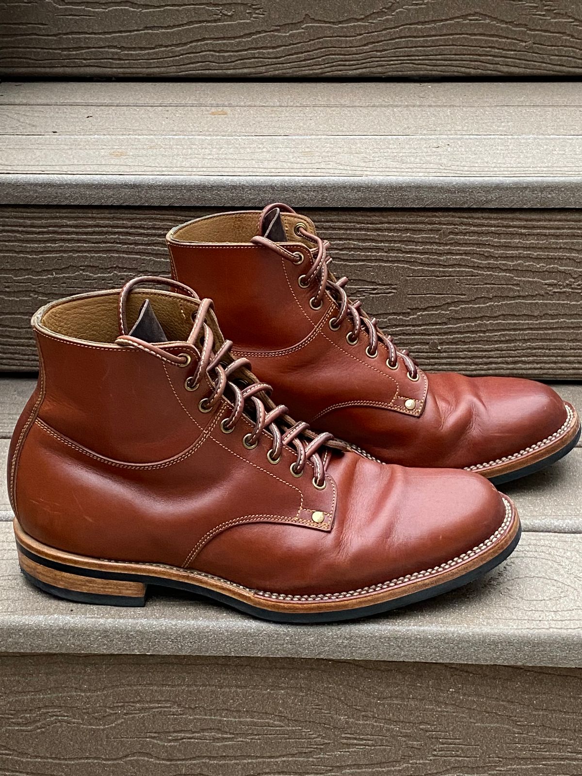 Photo by Behethan on March 5, 2024 of the Østmo Type I in Spanish Veg Tan.