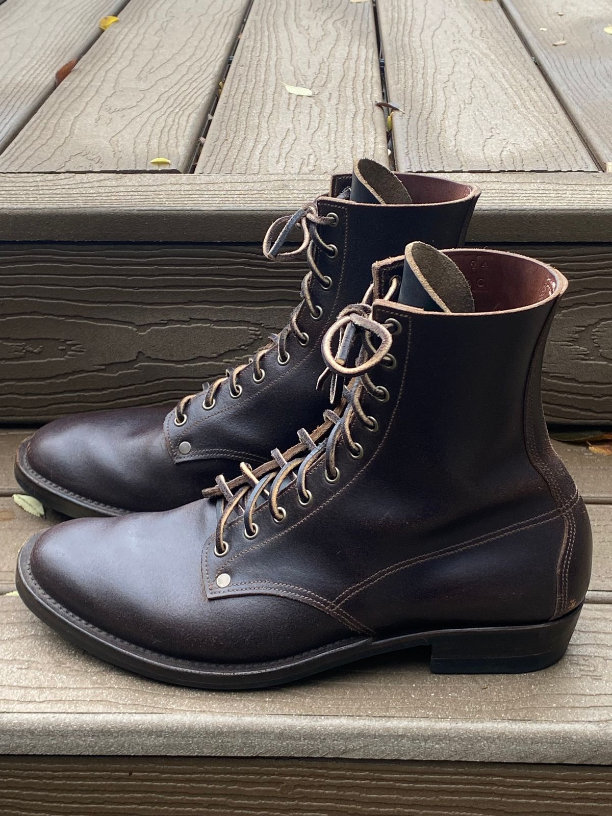 Photo by Behethan on November 5, 2024 of the NF Bootmaker Belmont Boot in Horween Brown Courtland Chromexcel.