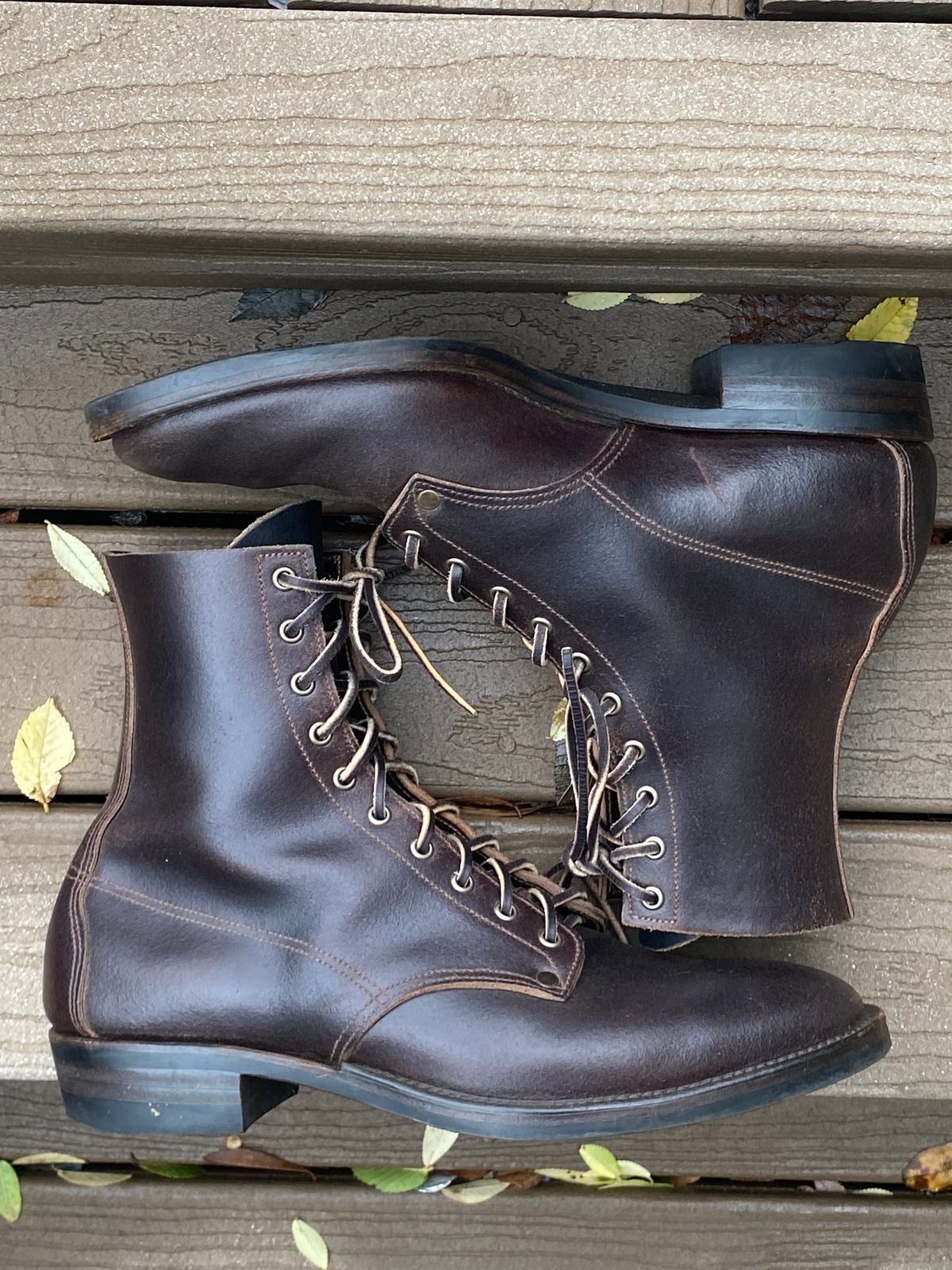 Photo by Behethan on November 5, 2024 of the NF Bootmaker Belmont Boot in Horween Brown Courtland Chromexcel.