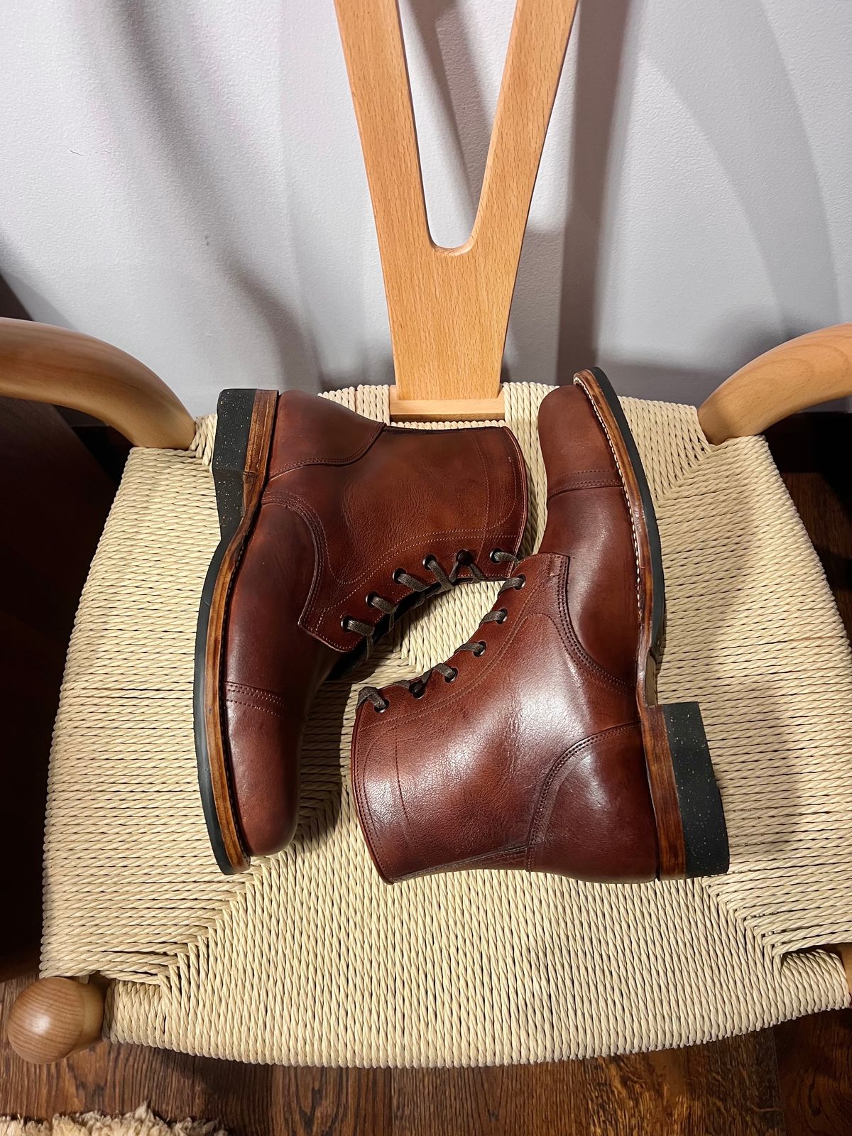 Photo by jperera on November 9, 2023 of the Perera Shoemaker Field Boot in Conceria Walpier Ghost Buttero.