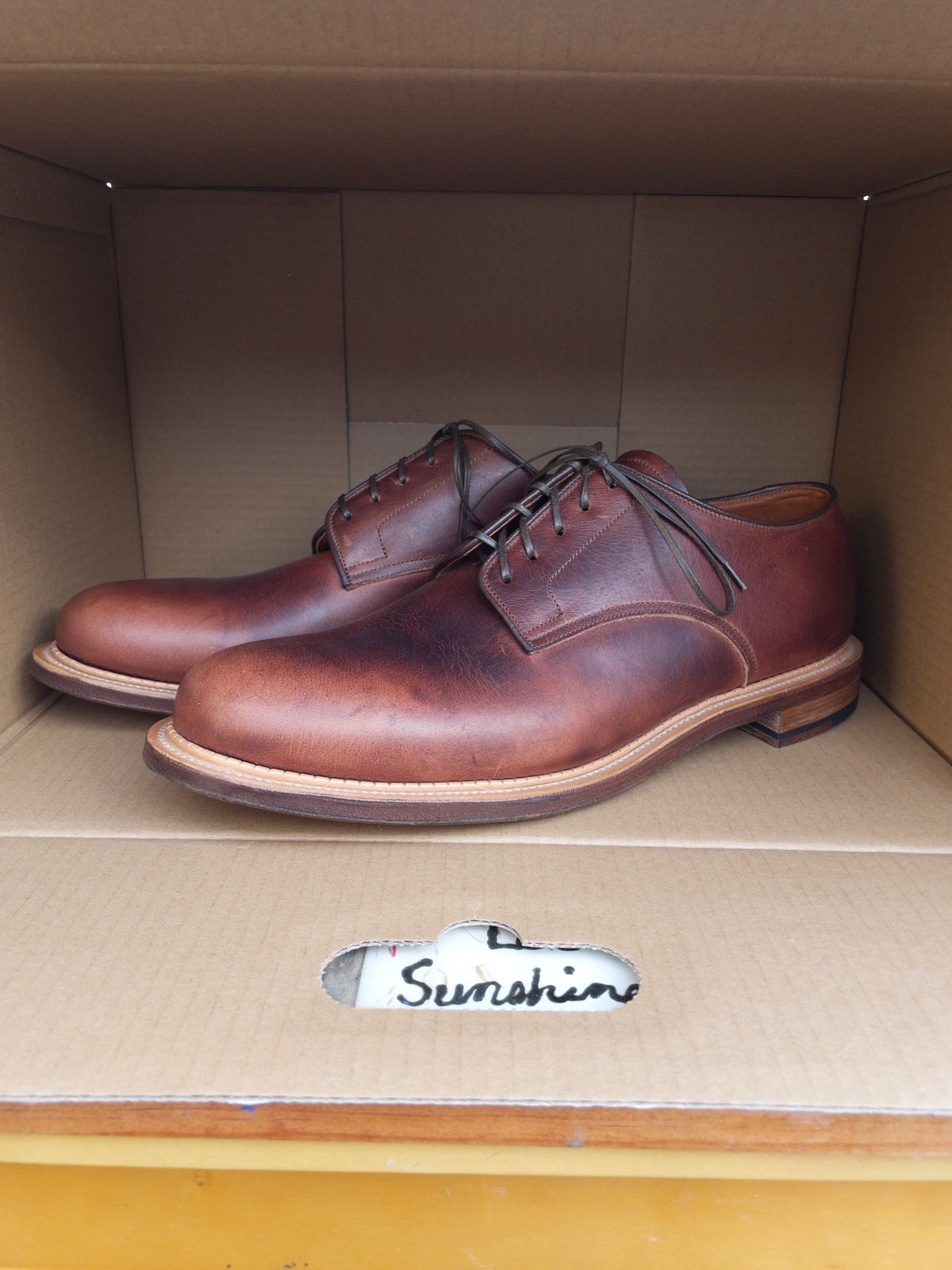 Photo by grantsyourguy on November 5, 2024 of the Viberg Rockland Blucher in Horween Nut Cypress.