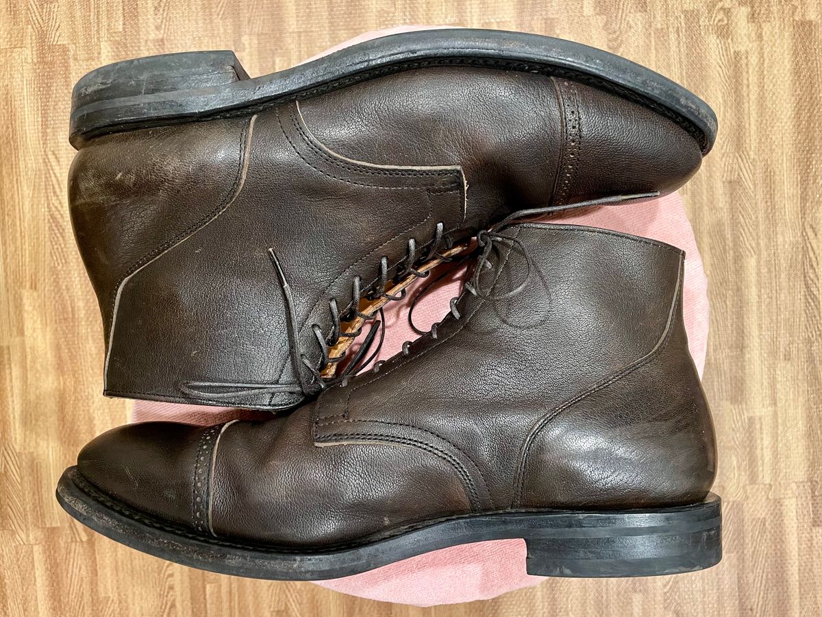 Photo by grantsyourguy on January 6, 2024 of the Viberg Service Boot BCT in Black Camel.