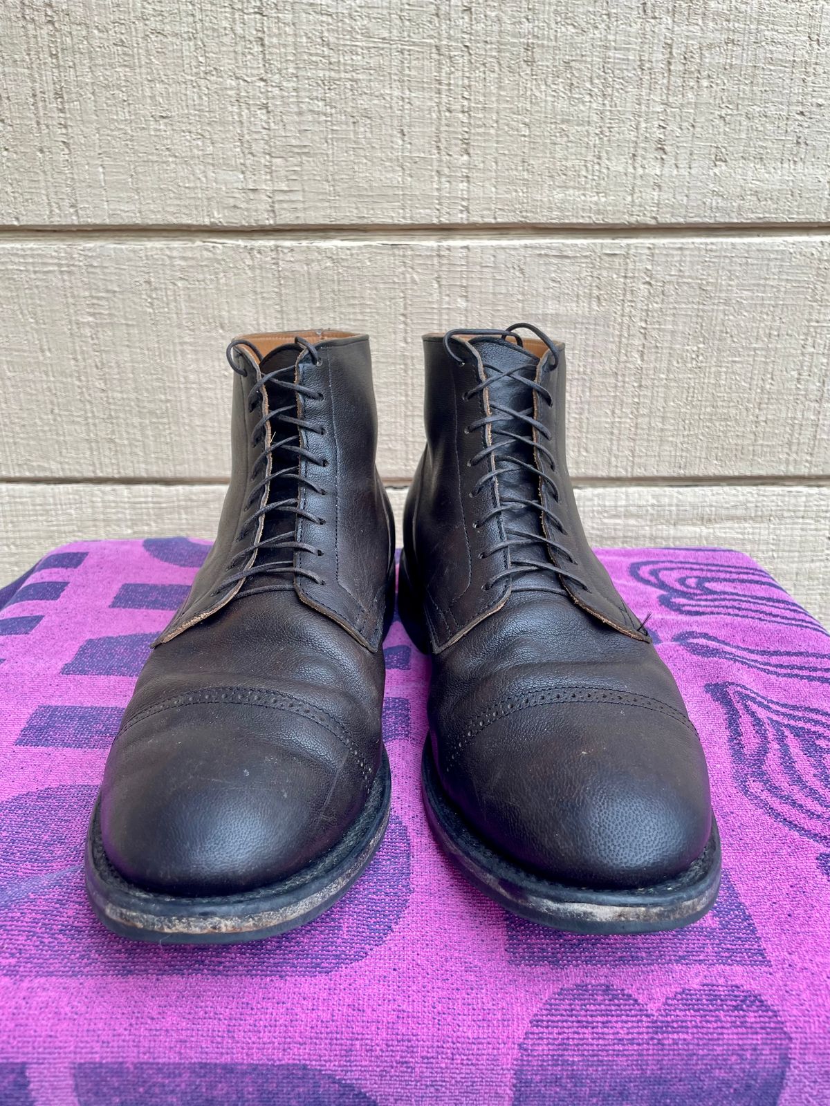 Photo by grantsyourguy on February 4, 2024 of the Viberg Service Boot BCT in Black Camel.