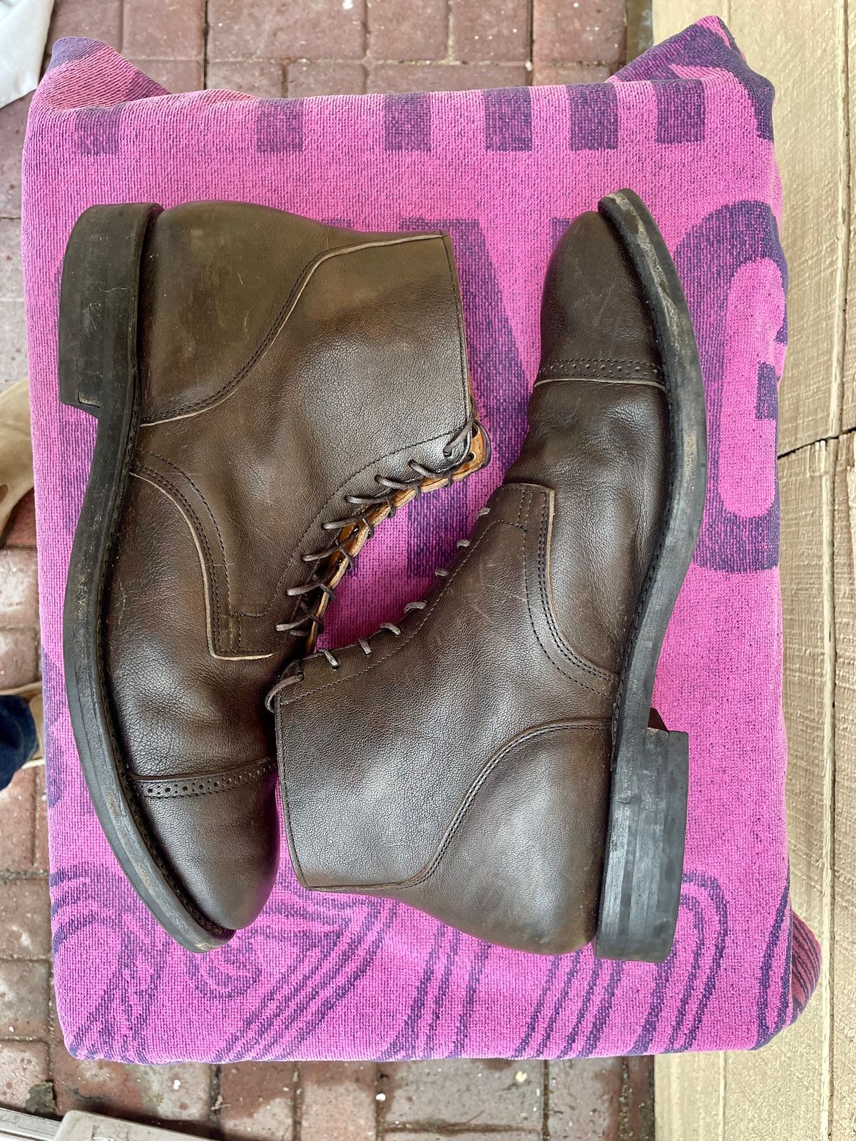 Photo by grantsyourguy on February 4, 2024 of the Viberg Service Boot BCT in Black Camel.