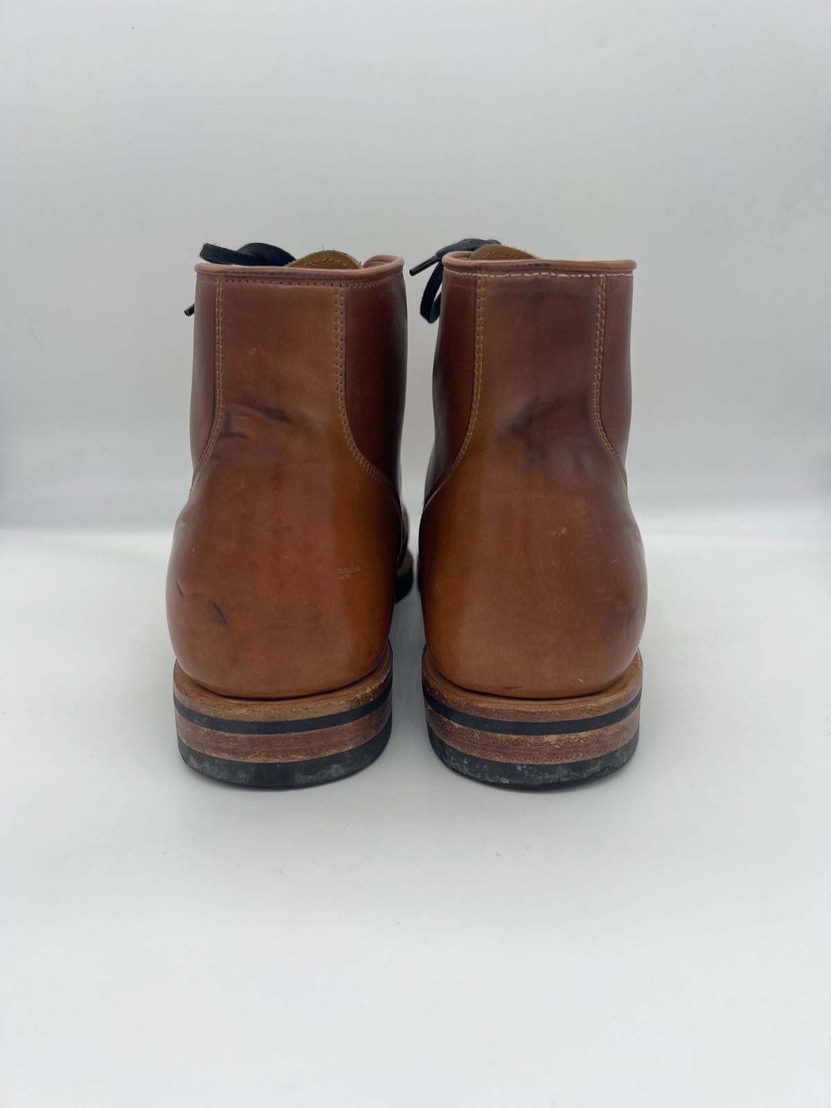 Photo by Thebootbum on December 6, 2022 of the Viberg Service Boot BCT in Horween Natural Shell Cordovan.