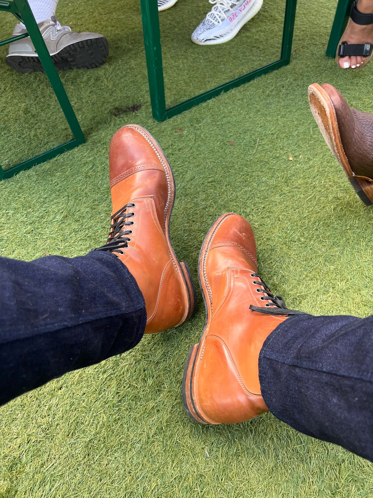 Photo by Thebootbum on February 6, 2023 of the Viberg Service Boot BCT in Horween Natural Shell Cordovan.