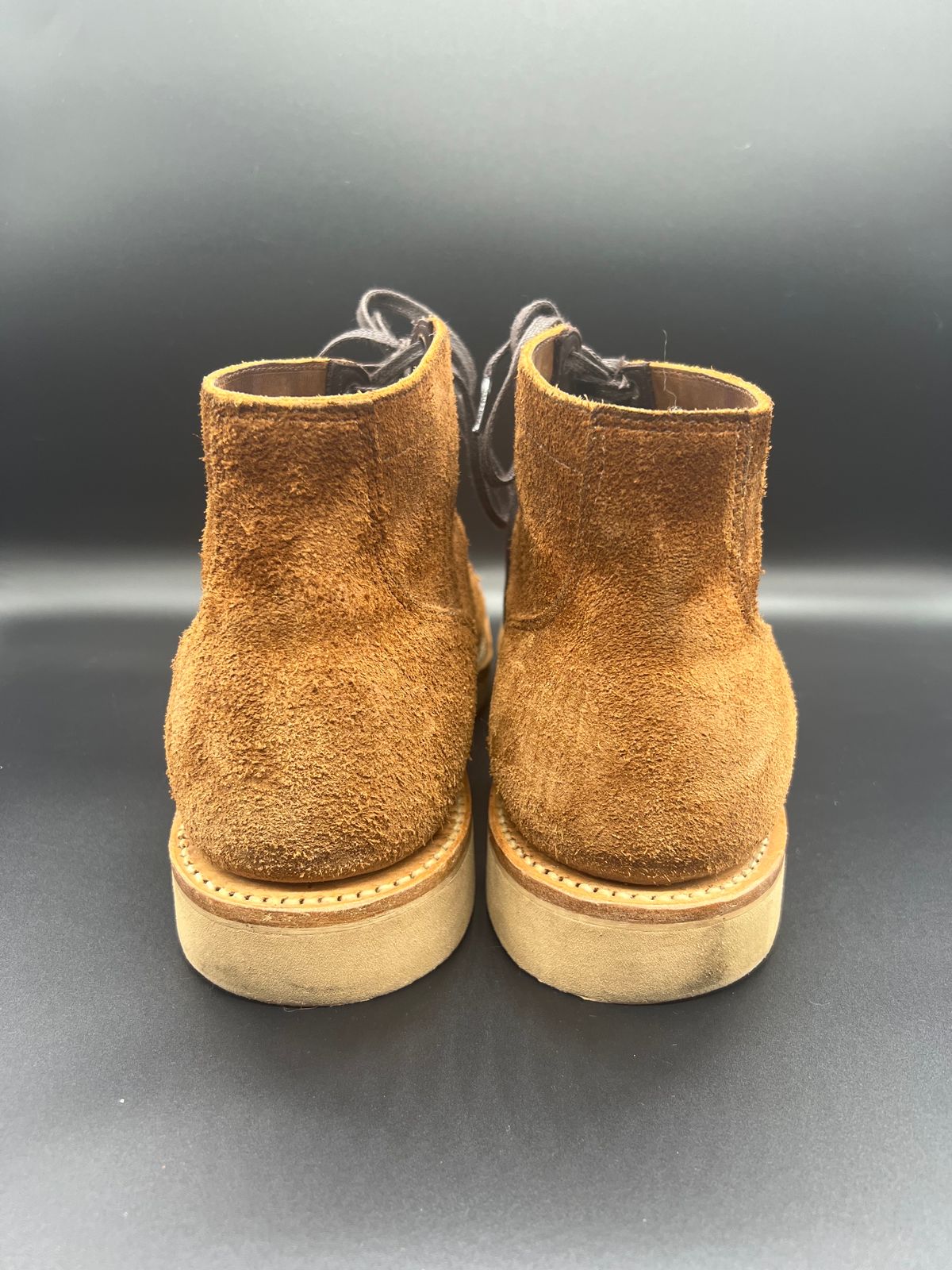 Photo by Thebootbum on December 4, 2023 of the Viberg Service Boot in Seidel Aged Bark Roughout.