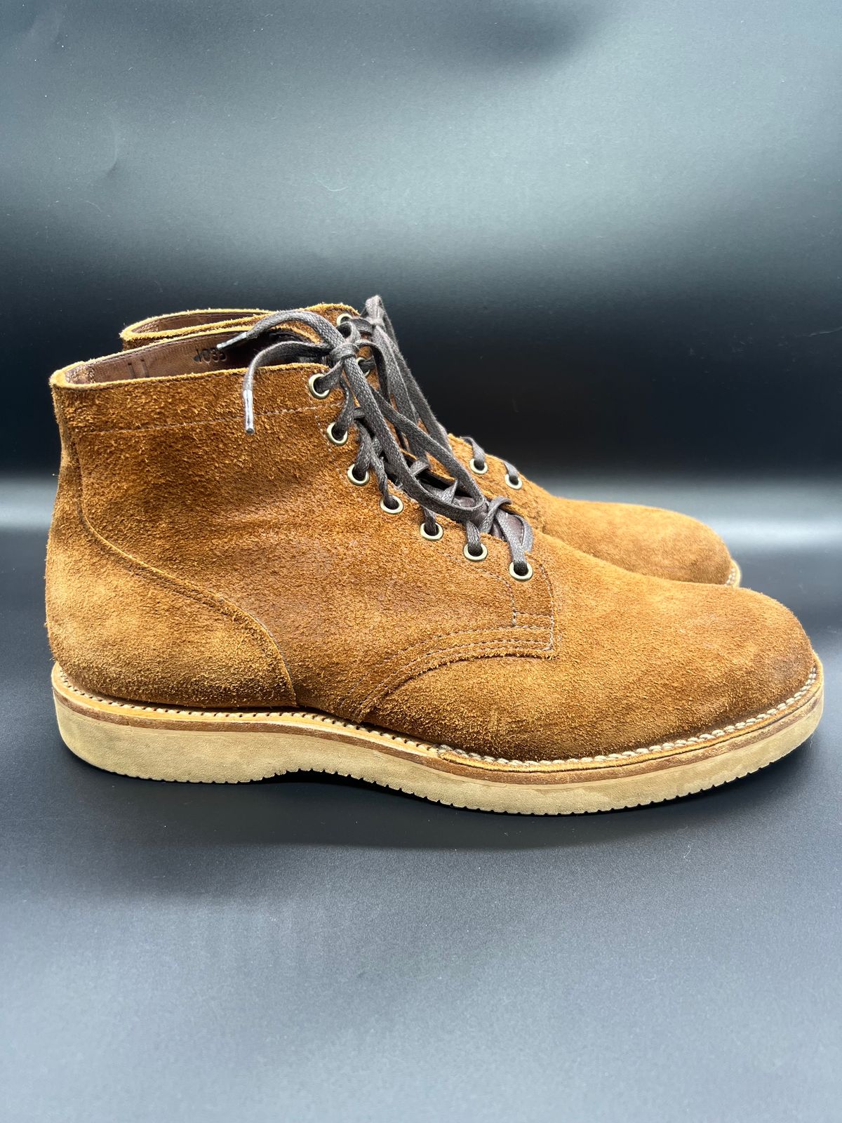 Photo by Thebootbum on February 5, 2024 of the Viberg Service Boot in Seidel Aged Bark Roughout.