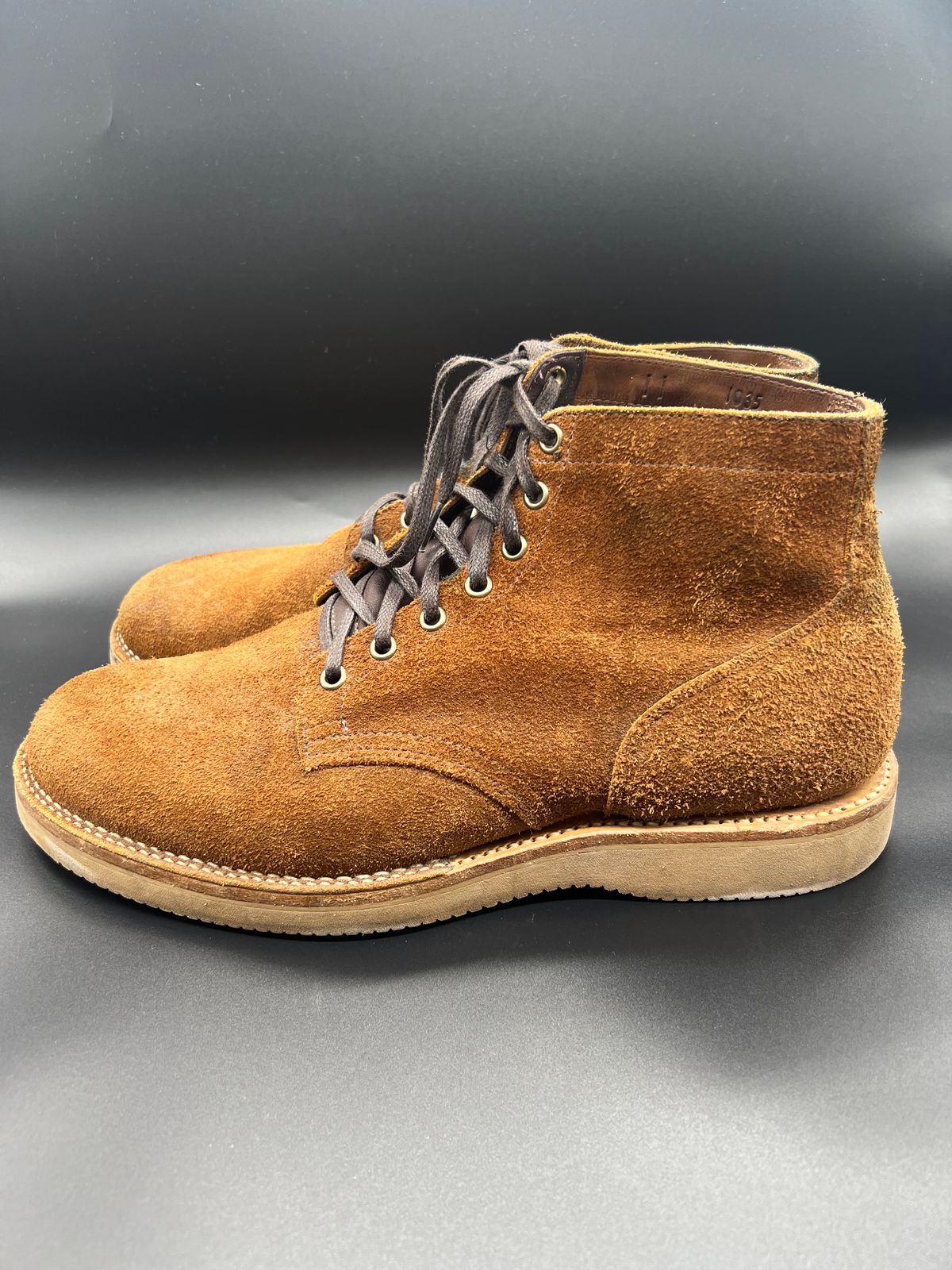Photo by Thebootbum on March 6, 2024 of the Viberg Service Boot in Seidel Aged Bark Roughout.