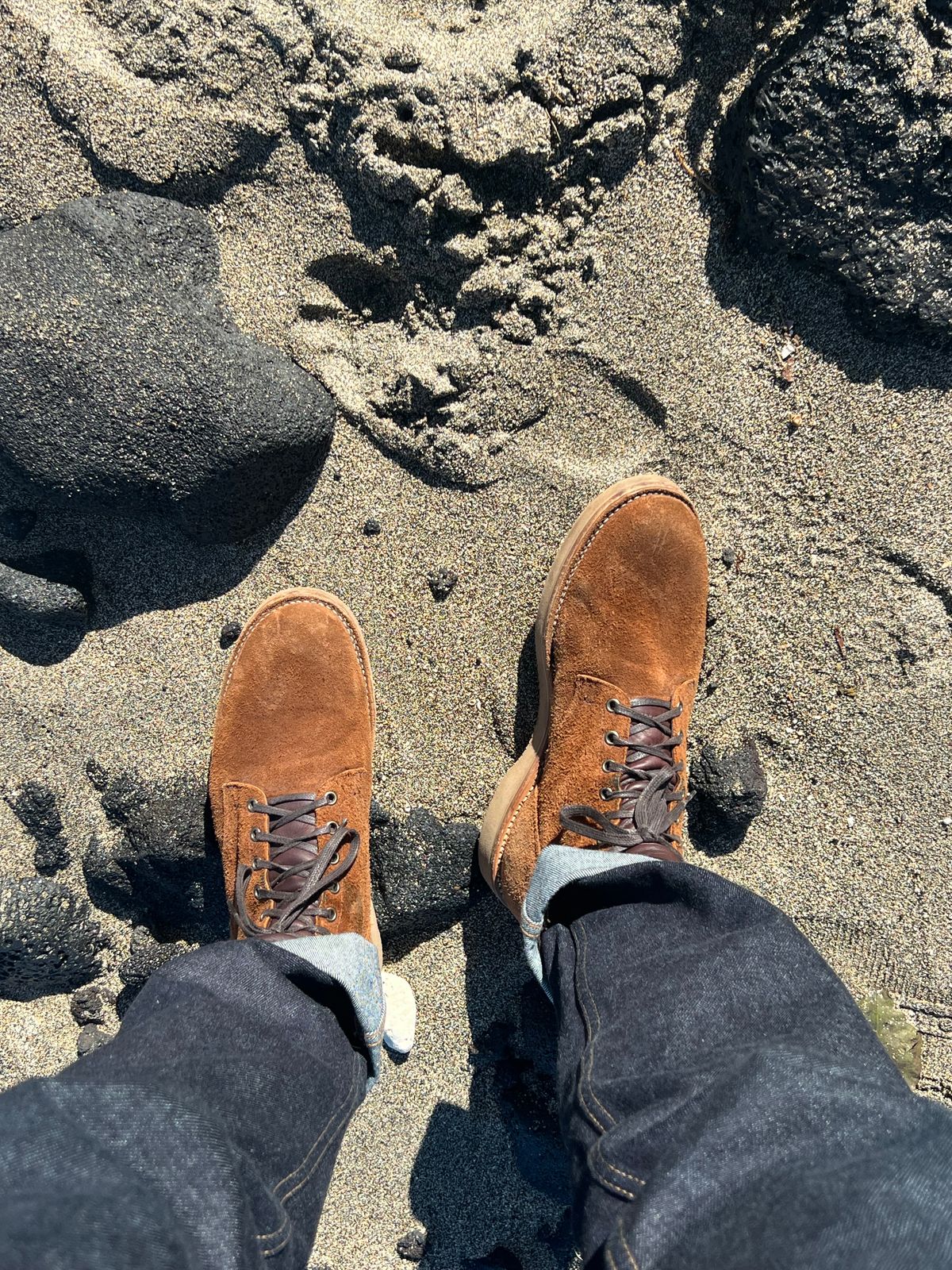 Photo by Thebootbum on April 5, 2024 of the Viberg Service Boot in Seidel Aged Bark Roughout.