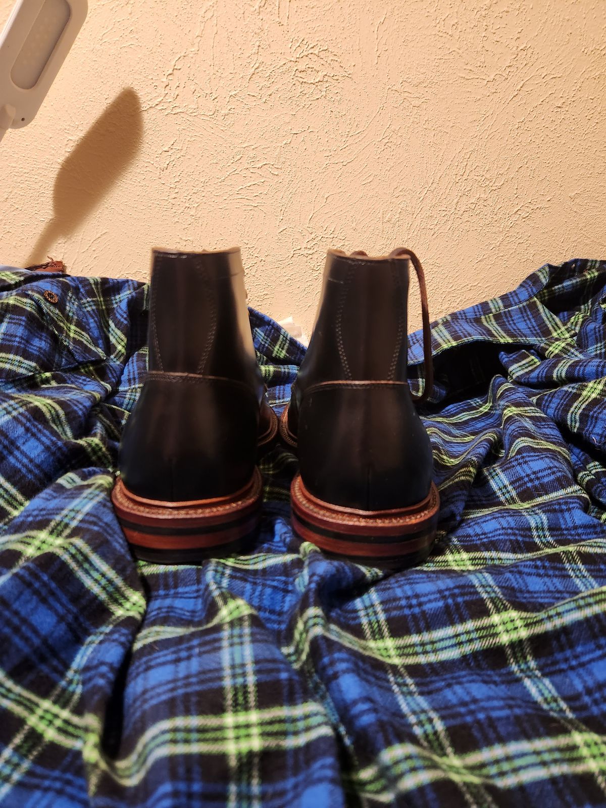 Photo by bluebinturong on November 4, 2023 of the Grant Stone Ottawa Boot in Horween Black Chromexcel.