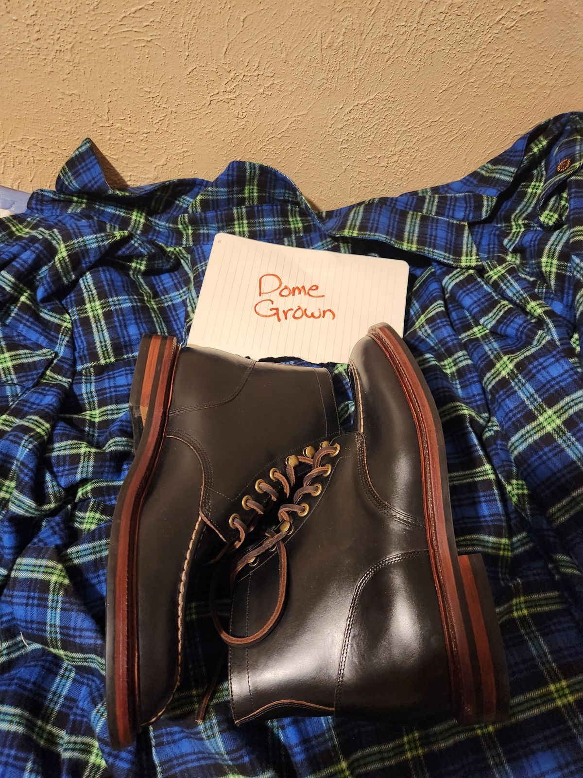 Photo by bluebinturong on November 4, 2023 of the Grant Stone Ottawa Boot in Horween Black Chromexcel.