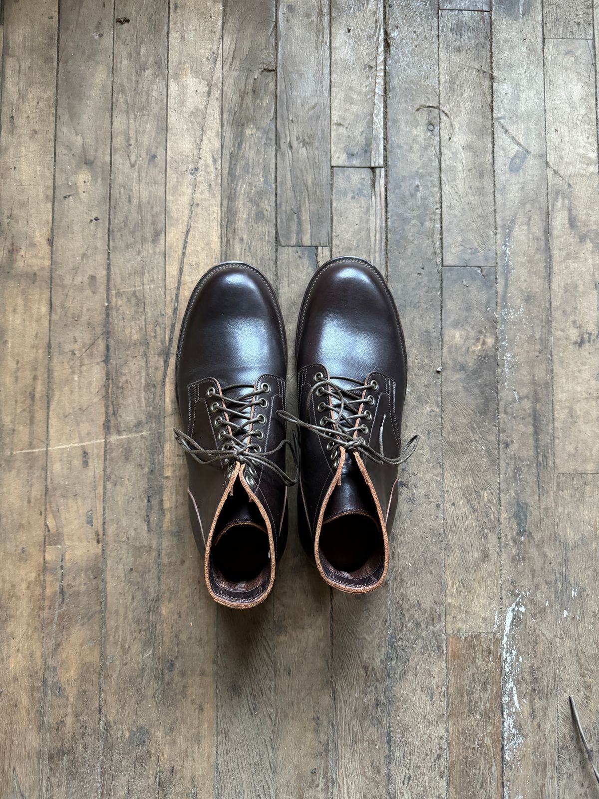 Photo by cordoman on October 4, 2023 of the Viberg Service Boot in Horween Brown Wooly.