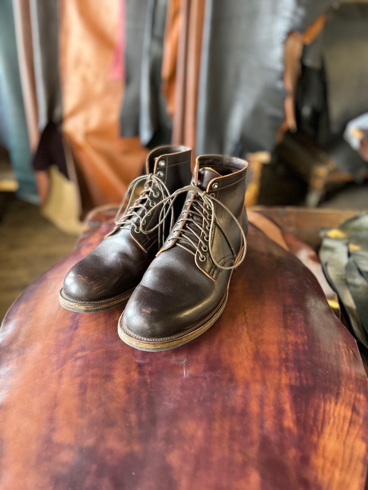 Photo by cordoman on November 6, 2023 of the Viberg Service Boot in Horween Brown Wooly.