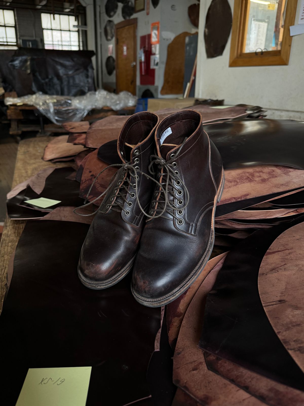 Photo by cordoman on February 5, 2024 of the Viberg Service Boot in Horween Brown Wooly.